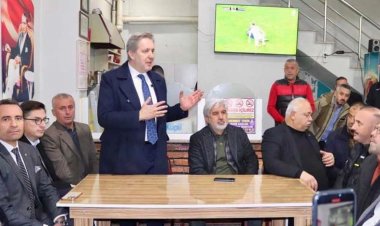 AK Parti Akhisar Belediye Başkan Adayı Ömer İşçi, seçim çalışmalarını sürdürüyor.