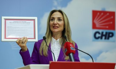 CUMHURİYET HALK PARTİSİ KADIN KOLLARI GENEL BAŞKANI AYLİN NAZLIAKA’NIN 8 MART DÜNYA EMEKÇİ KADINLAR GÜNÜ’NE İLİŞKİN BASIN AÇIKLAMASI