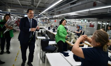 Akhisar Belediye Başkanı Besim Dutlulu, Emekçi Kadınları Ziyaret Etti