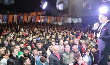 AKHİSAR BELEDİYE BAŞKAN ADAYI ÖMER İŞÇİ'NİN MİTİNGİNE EFENDİ MAHALLESİNDE YOĞUN İLGİ.