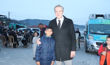 Ömer İşçi Hacıishak Mahallesi'nde Vatandaşlarla İftarda Buluştu