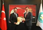 Mücahit Arınç’tan Başkan Ferdi Zeyrek’e Hayırlı Olsun Ziyareti