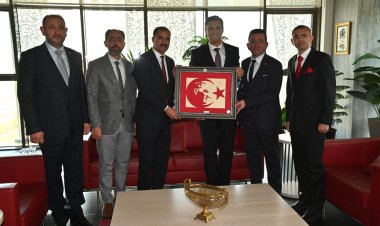 Demirci Heyetinden Başkan Zeyrek’e Ziyaret