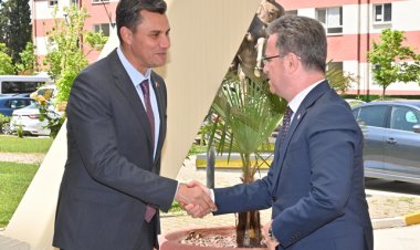 Manisa Belediye Başkanı Ferdi Zeyrek, İl Koordinasyon Kurulu Toplantısına Katıldı