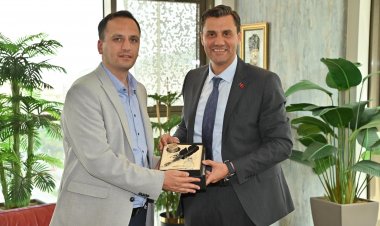 Bornova Belediye Başkanı Eşki’den Hayırlı Olsun Ziyareti