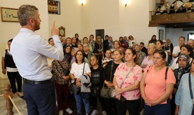 Salihli’den Gelen Kadınlar Manisa’yı Adım Adım Gezdi