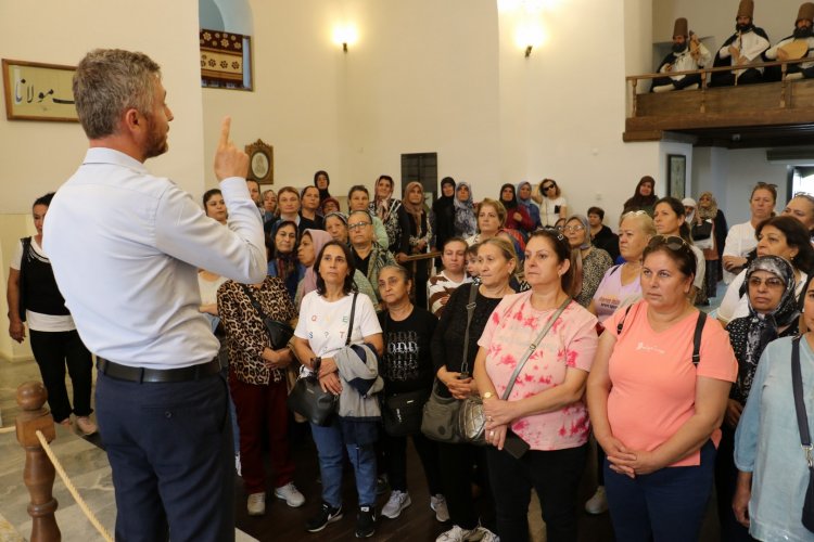 Salihli’den Gelen Kadınlar Manisa’yı Adım Adım Gezdi