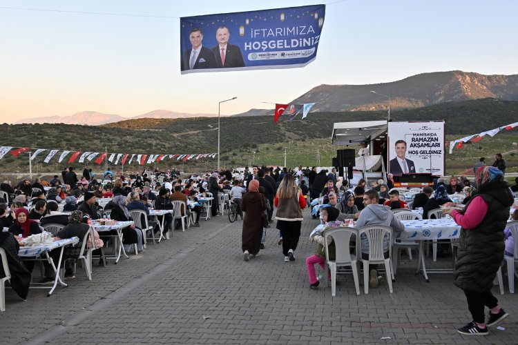 Başkan Zeyrek, İftarını Akgedik’te Açtı