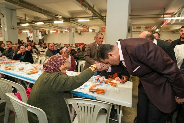 Başkan Zeyrek Sarıgöllüler ile İftarda Buluştu