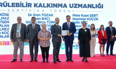 Başkan Zeyrek: “Zirvede ortaya çıkan fikirler, Manisa’nın geleceği için bir eylem rehberine dönüşecek”