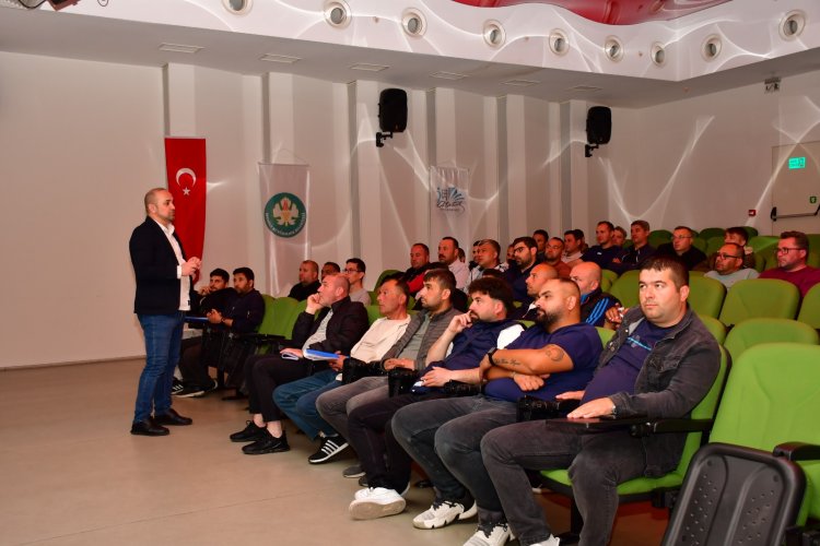 Büyükşehir Çalışanlarına Vektörlerle Mücadele Eğitimi