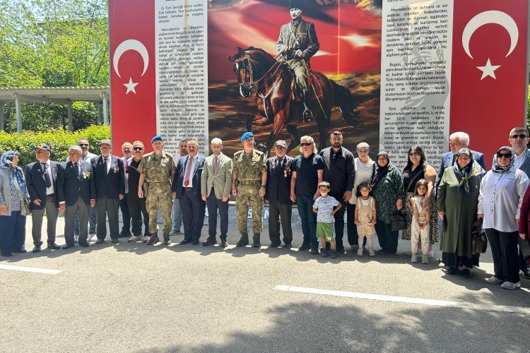 BİR SOFRADA BULUŞAN KAHRAMANLIK VE VEFÂ Mehmetçiklerimizle Kalpleri Buluşturan Anlamlı Bir Gün…