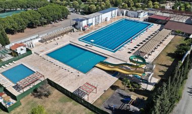 AKHİSAR BELEDİYESİ OLİMPİK YÜZME HAVUZU VE SPOR KOMPLEKSİ YENİ SEZONA KAPILARINI AÇIYOR