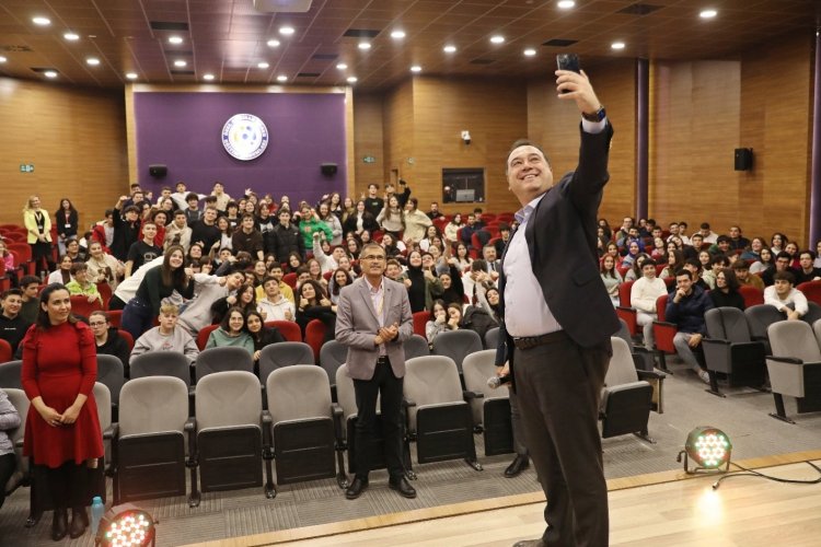 Manisa, “Öğrenci Dostu Şehirler” Sıralamasında Türkiye Üçüncüsü Oldu
