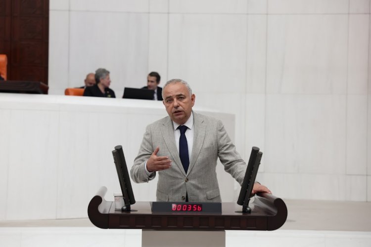 CHP’li Bakırlıoğlu: “Ormanlarımız cayır cayır yanarken, iktidar kiralık helikopterle gökyüzünü seyrediyor!”