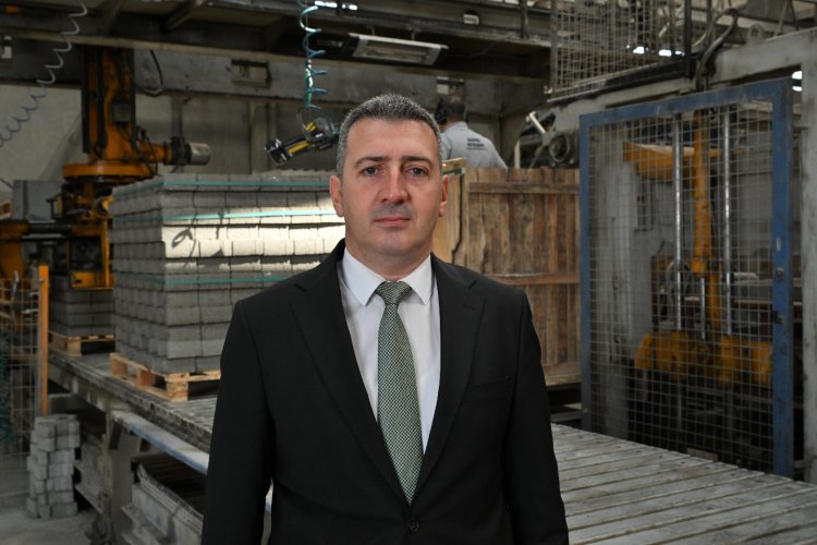Manisa’nın Parke Taşları Büyükşehir’in Fabrikasından Bir Yılda 1 Milyon 280 Bin Metrekare Kilit Parke Taşı Üretildi