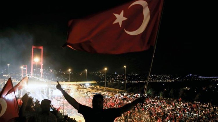 15 Temmuz, milletin, milli iradenin, demokrasiye gönül verenlerin zaferidir.