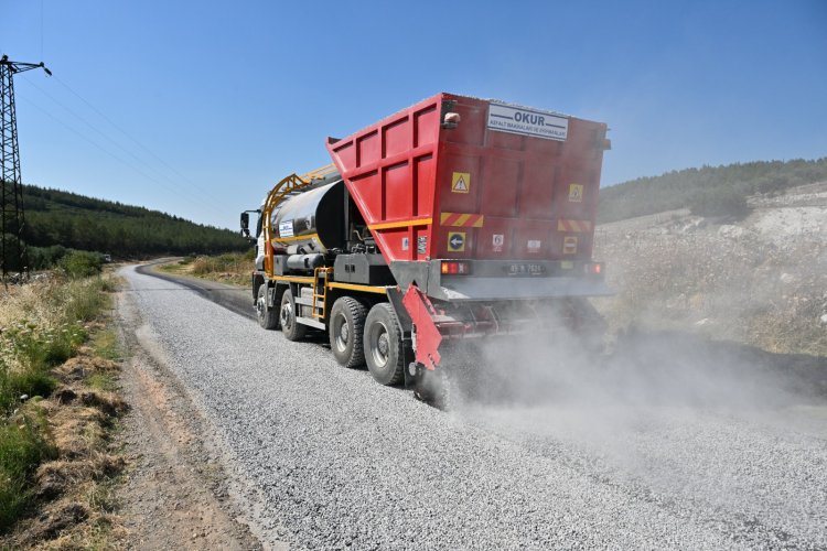 Büyükşehir’den Yüzde 30 Daha Uygun Maliyetli Yeni Nesil Asfalt Uygulaması Kemiklidere’de Yollar Yeni Nesil Asfaltla Buluştu