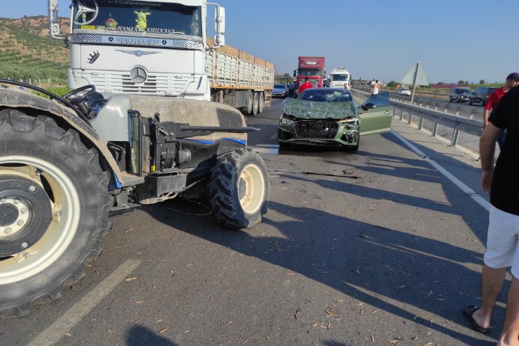 Gölmarmara Salihli çıkışında Trafik Kazası.