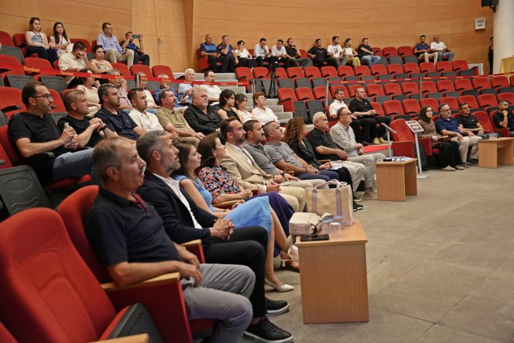 AKHİSAR BELEDİYESİ AĞUSTOS AYI MECLİS TOPLANTISI GERÇEKLEŞTİRİLDİ