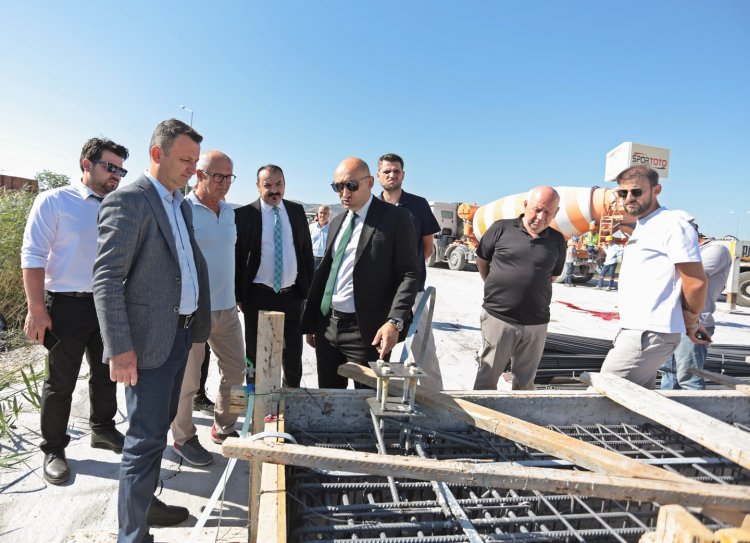 AKHİSAR BELEDİYESİ YENİ KAPALI SPOR SALONU’NUN TEMELİ ATILDI