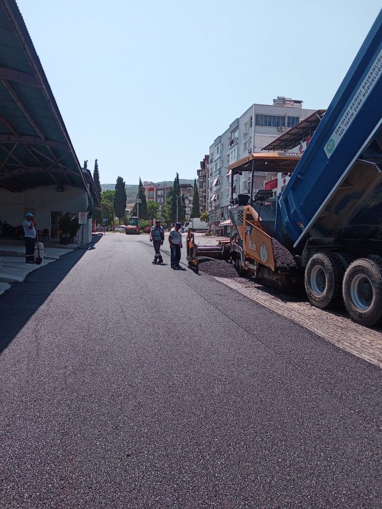 Büyükşehir, Soma’da Sıcak Asfalt Çalışmalarını Tamamladı