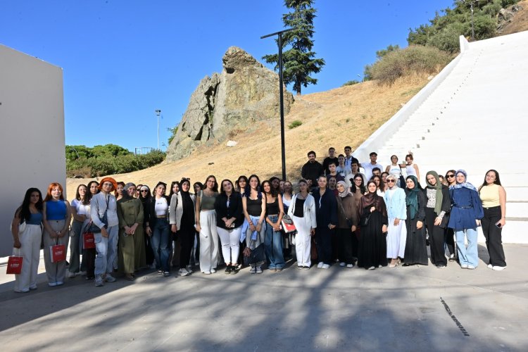 Büyükşehir’den Üniversite Öğrencilerine Tanıtım Gezisi