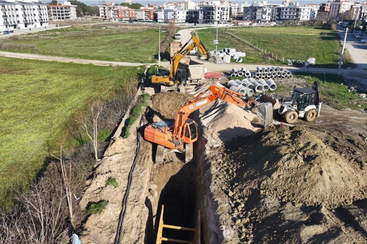 Büyükşehir ve MASKİ Muradiye’de Tüm Gücüyle Sahada