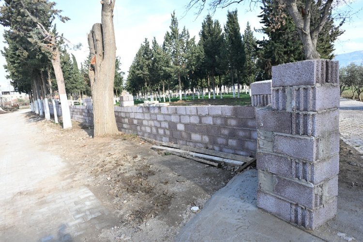 Aşağı Koçaklar Mezarlığı Güvenli Hale Getirildi