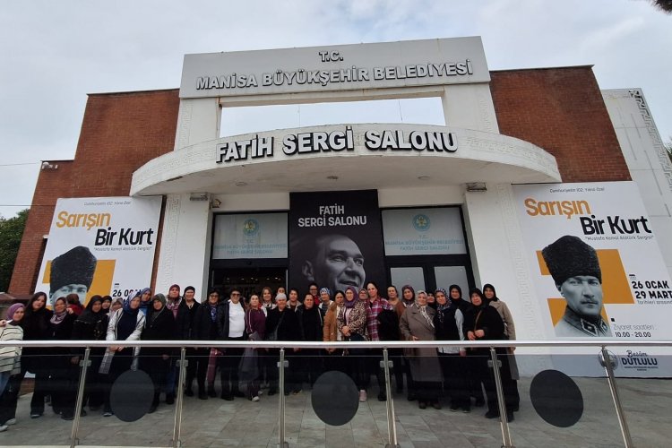 352 Kadın “Sarışın Bir Kurt” Sergisinde Buluştu