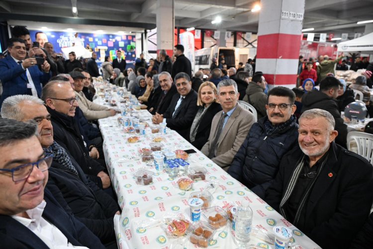 Manisa Büyükşehir Belediyesinin İftar Sofrası Soma’da Kuruldu