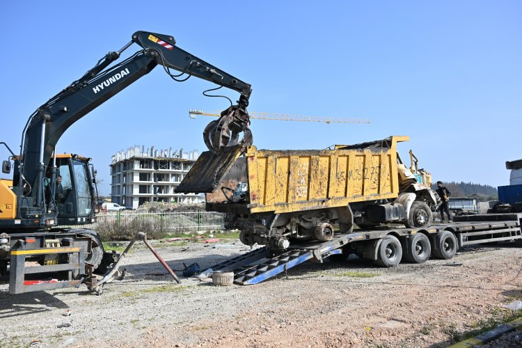 Manisa’da Hurda ve Sahipsiz Araçlar MKE’ye Sevk Edildi