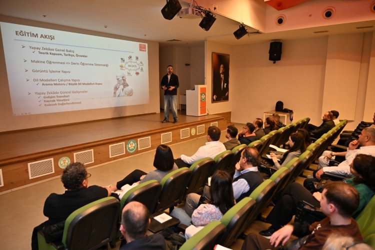 Büyükşehir Personeline Yapay Zekâ ve Veri Yönetimi Eğitimi