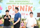 Yağmur Gülümsemeye Engel Olamadı