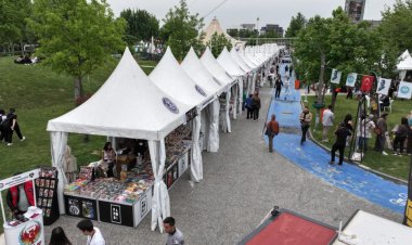 9. Manisa Kitap Fuarı Kitapseverlerle Buluştu