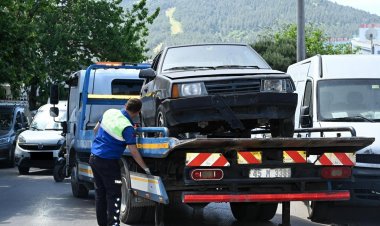 Manisa’da SokaklarAtıl ve Hurda Araçlardan Temizleniyor