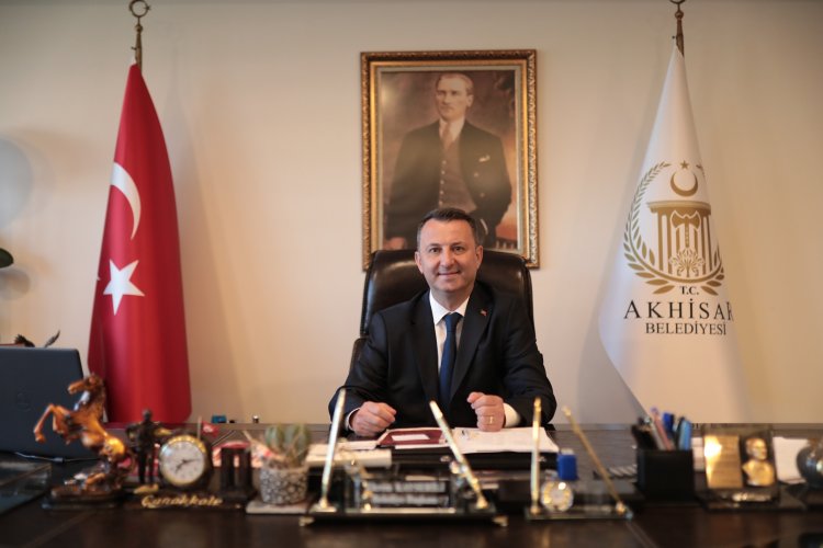 Akhisar Belediye Başkanı Ekrem Kayserili, Kurban Bayramı sebebiyle bir bayram mesajı yayınladı.