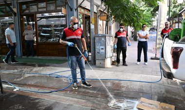 Halk Sağlığı İçin Zararlılarla Mücadele Aralıksız Sürüyor