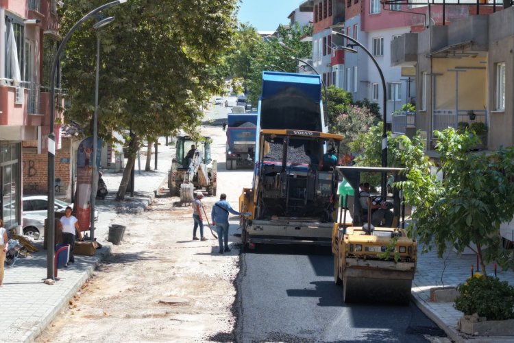 Soma Turgutalp Mahallesi Tarihinde İlk Kez Sıcak Asfaltla Buluşuyor