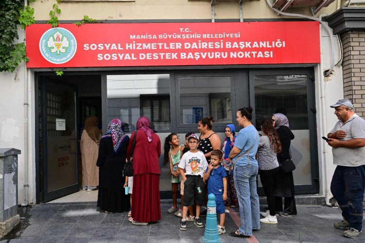Manisa Şehir Kartı ile 10 Bin Öğrenciye 30 Milyon TL’lik Eğitim Desteği