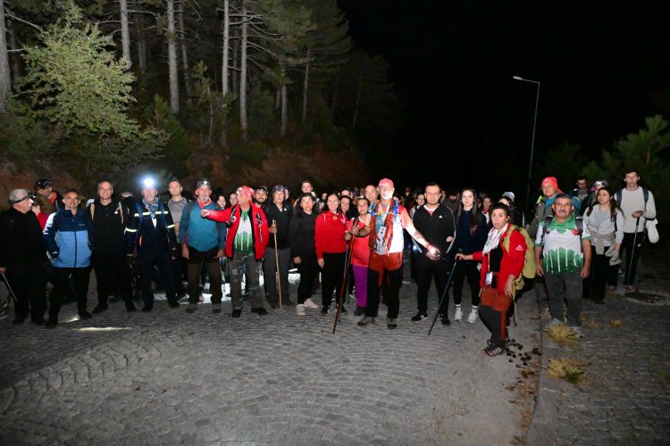 Avrupa Hareketlilik Haftası’nda Spil Dağı’nda Gün Doğumu Yürüyüşü