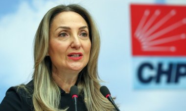 CHP LİDERİ ÖZGÜR ÖZEL’DEN  CHP KADIN KOLLARIYLA BİRLİKTE 8 MART’A ÖZEL PROGRAM