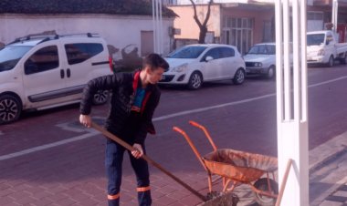 Cengiz Topel ve İstasyon Mahallelerinin Yağmursuyu Izgaraları Temizlendi