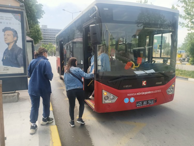 E-KPSS İçin Manisa Büyükşehir Belediyesi’nden Özel Ulaşım Desteği