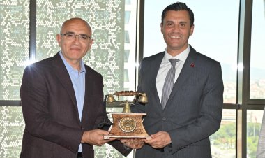 Manisa Türk Telekom’dan Başkan Ferdi Zeyrek’e Ziyaret