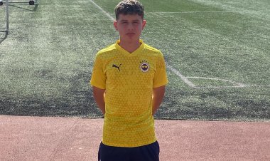 Aras Güngör Fenerbahçe için İstanbul’a gitti