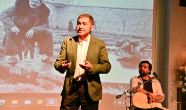 Memleket Şairi Nâzım Hikmet Manisa’da Anıldı