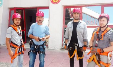 Manisa Büyükşehir’in Ekiplerine Yüksekte Çalışma Eğitimi