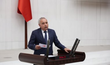 CHP’li Bakırloğlu: ”Gıda enflasyonun yüzde 70 olduğu Türkiye’de; emekliye yüzde 25 zam yapılıyor; el insaf!”