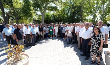 Başkan Zeyrek, Akhisar'da Muhtarlarla Buluştu